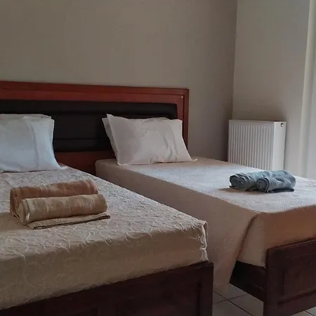 Corinas Holiday House *
