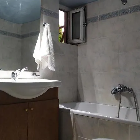 펜션 Corinas Holiday House 하니아